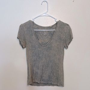 Me to we T-shirt size Small